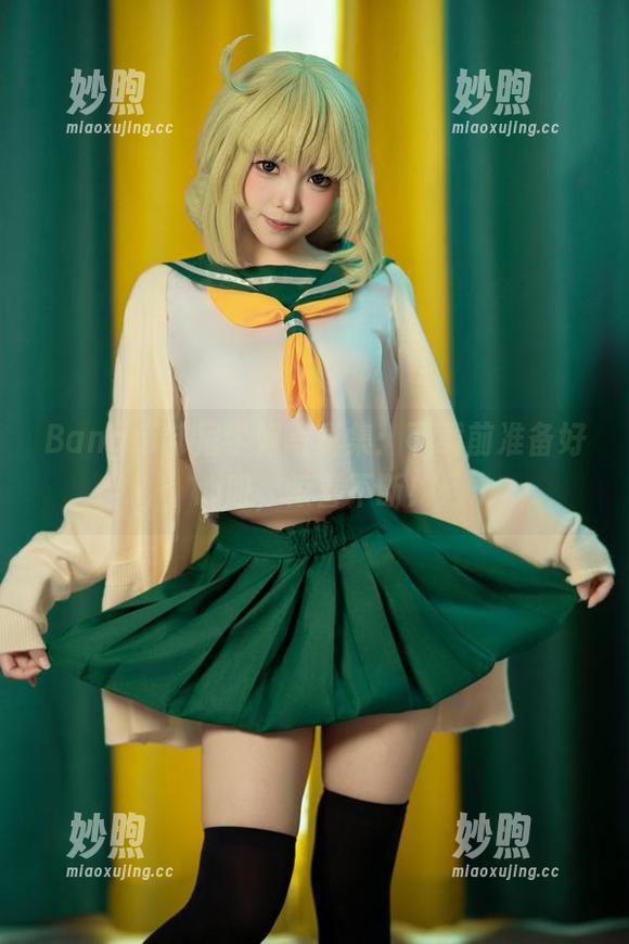 Bangni邦尼 Bangni邦尼学姐写真集:下载前准备好心脏,惊喜不断!
