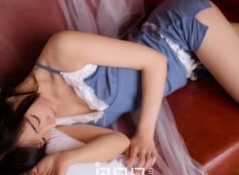 GIRLT果团网 - 看龚玥菲在浴缸里，居然让我想起了那部电影