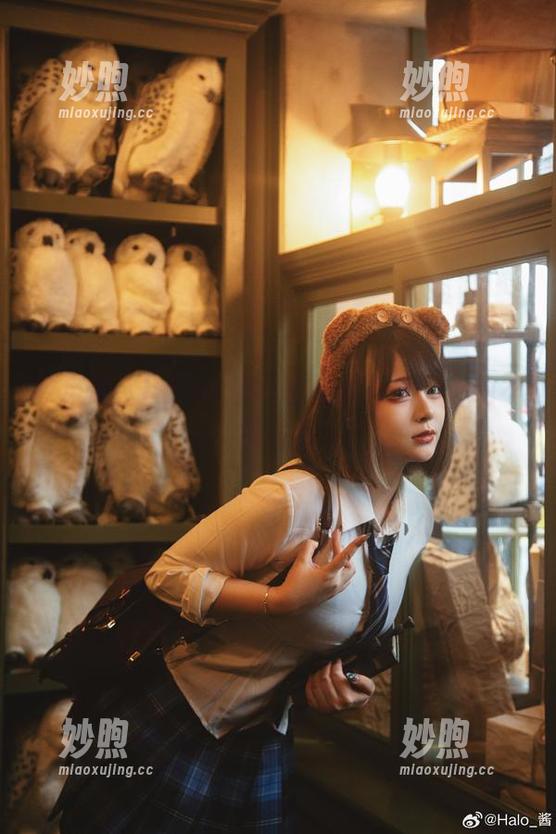 Halo_酱 秋风起,Halo_酱校服写真合集,心动不如行动
