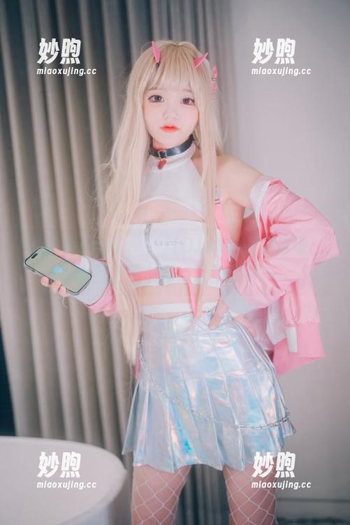 精选Jenny(정제니)[DJAWA]游泳课：水面上那个有点迷的眼神…