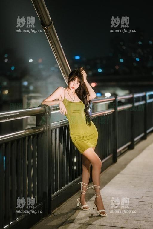 Tina很妖孽呀 别说我没告诉你,Tina很妖孽呀眼镜的新系列有免费的图片哦!