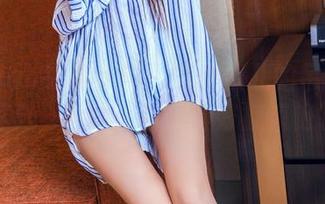 TouTiao头条女神 - 当信悦儿的吊带遇上定制写真，哈哈，你准备好被惊艳了吗？