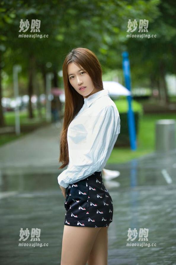 TuiGirl推女郎 - 旗袍之美，李七喜用高清分享疯狂反转传统美学！