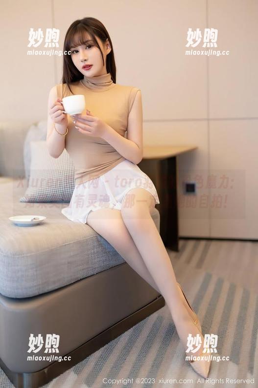Xiuren秀人网-toro羽住 Xiuren秀人网 - toro羽住的粉色魔力:如果美图有灵魂,那一定是她的自拍!