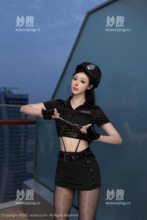 Xiuren秀人网-小狐狸Sica Xiuren秀人网 - 鲜出炉!小狐狸Sica最新写真集,长腿惹人瞩目!