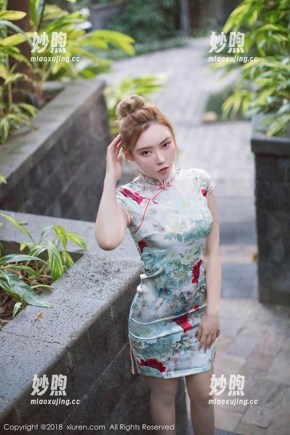 Xiuren秀人网-徐莉芝Booty Xiuren秀人网 - 沉浸在徐莉芝Booty的厨娘原图,感觉自己也能变身为美食高手!