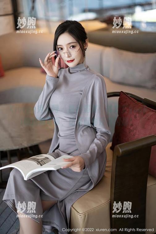 Xiuren秀人网-林文文yooki Xiuren秀人网 - 福利满满!林文文yooki的旗袍写真,比圣诞树还要闪耀!
