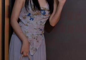 Xiuren秀人网 - 从未见过如此‘甜腻’的圣诞写真，王雅姗你是要如何继续撩拨我的心？