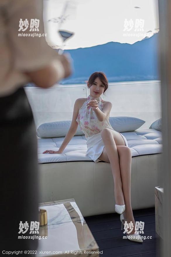 Xiuren秀人网 - 金允珍呐的短裤美图，分享一下她如何轻松驾驭夏季穿搭！