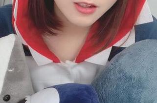 けん研的灰丝写真：这才是真正的‘网盘’美学，先下载，后沉醉！