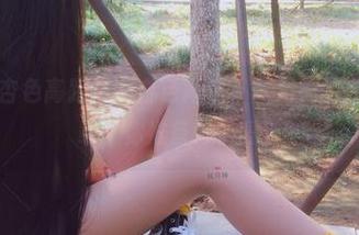 微密圈 - 杏色高跟搭配白色筒袜，丝月神的魅力原图下载，你准备好了吗？