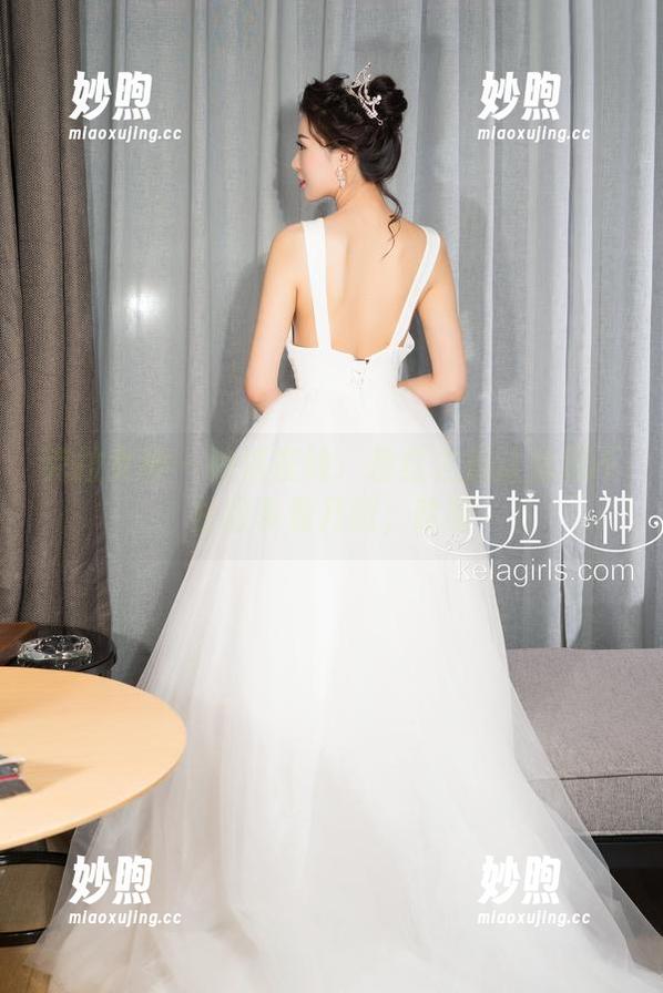 克拉女神 - 钟淇在线：粉红之魅让你忍不住想多看几眼，哈哈