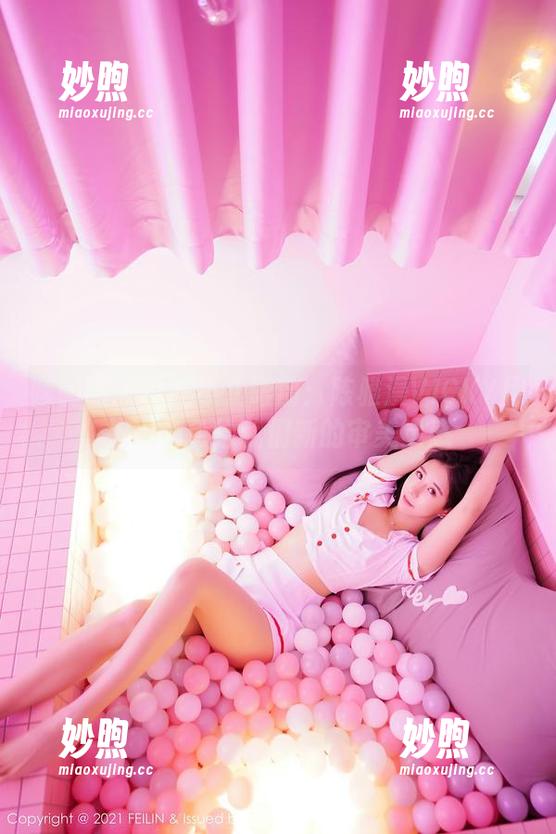 嗲囡囡 - 私拍不止眼前：陈雅漫VICKY用护士角色给我们新的审美灵感
