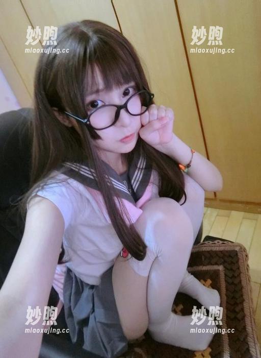 在下萝莉控ii 在下萝莉控ii的高清FGO泳装图册:一场视觉的夏日狂欢