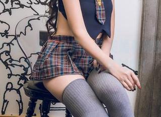 头条女神 - 套图合集！申美嫣和她的奶牛友情出演，绝不能错过哦！