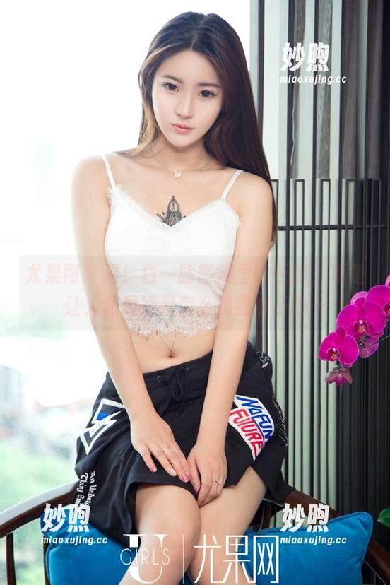 尤果网-白一晗 尤果网 - 看!白一晗图集里的长腿,真是让人怀疑她是怎么找到裤子的…