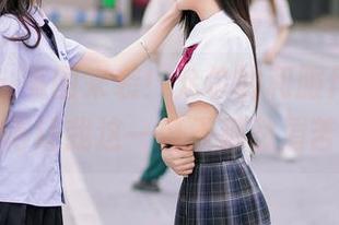 尤蜜荟 - 美图来袭！允尔的和服作品，真是美得让我这一整天都愁眉苦脸！