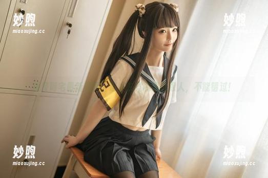 桃良阿宅 桃良阿宅最新美图:连体衣竟能如此撩人,不能错过!