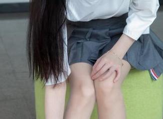 梦丝女神 - 乔儿分享的校服精选，回忆杀是怎么回事，太上头了吧！