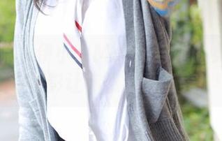 模范学院 - 伊小七MoMo与她的女友：高清摄影让你感受爱与美！