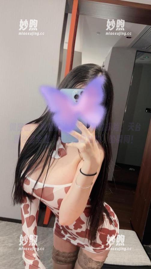 微密圈 - 观看沈汝凡超哇塞的探险，天台图包里全是‘我不是故意的’的瞬间！