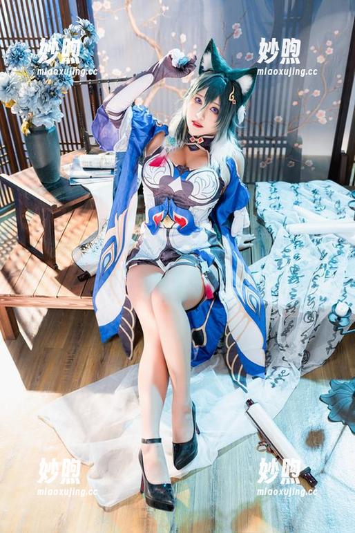 洛璃LoLiSAMA 我发现了,洛璃LoLiSAMA的吉他妹妹总能让你把目光停留在那一刻的写真
