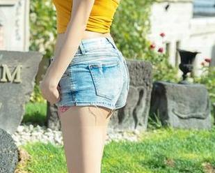 爱蜜社 - 美图合集新发现：LindaLinda黑丝风情，甜而不腻