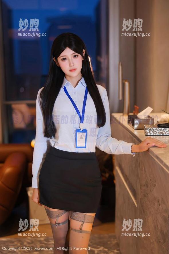 秀人网-伊诺 秀人网 - 伊诺的私房故事:女仆合集里的小心思