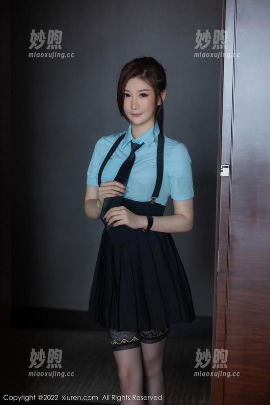 秀人网-优酱 秀人网 - 优酱全新丝袜写真集上线!警告:看了可能会失去控制!