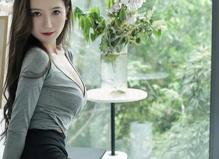 秀人网 - 梦幻中的可可芝女仆，超高清壁纸，心动不已！