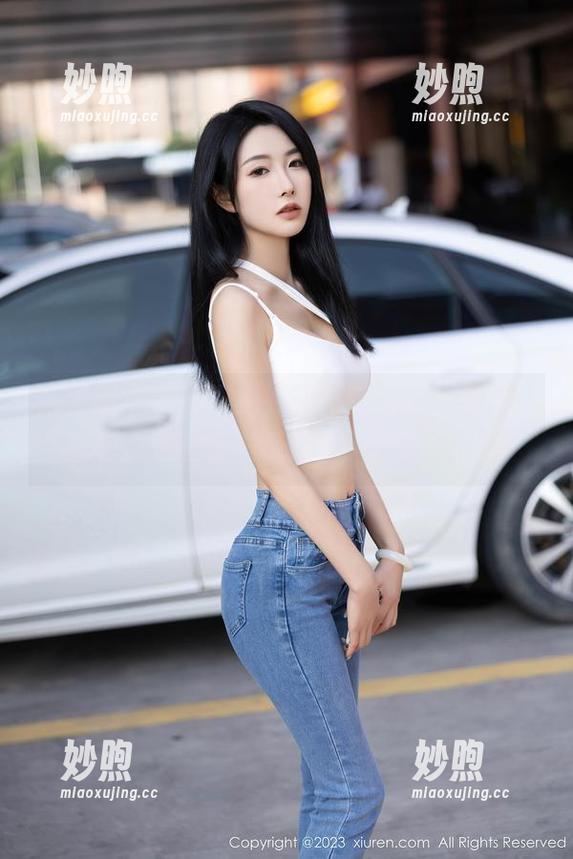 秀人网-奶芙乔乔 秀人网 - 一起探索奶芙乔乔的夏日美图,图包里竟意外发现超多“撩人”瞬间