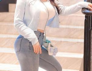 秀人网 - 最后一波！月酱儿和服写真图包，快来看看那个隐藏的她！