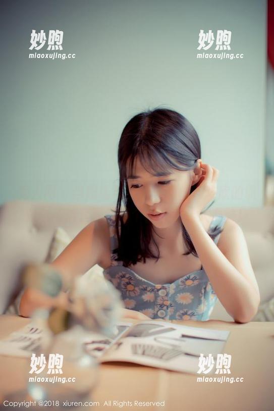 秀人网-沈欢欣 秀人网 - 当职场与美丽相遇,沈欢欣的职业装高清套图让每个细节都让人心动!