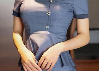 秀人网 - 想要西希白兔的资料？先来看看这本免费的礼服图册，嘿嘿。