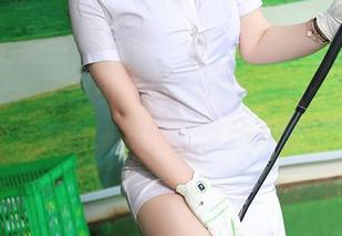 秀人网 - 居家小美好，跟贾诗晗一起分享美图，发现生活的乐趣