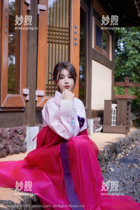 秀人网 - 陈巧蓓isabella不是一般的秘书，她的写真原图真是如梦如幻！