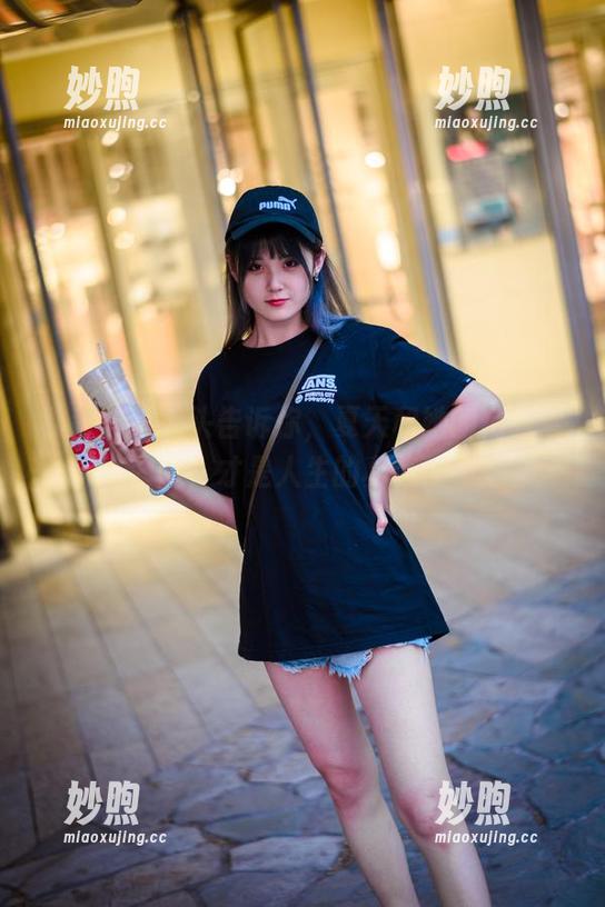 秋楚楚不秃头 秋楚楚不秃头告诉你,夏天和她的精选套图,才是人生的真谛!
