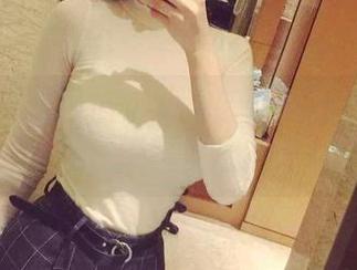 微密圈 - 童小芯学妹最新图包发布：没想到这小姑娘竟然隐藏了这么多绝妙瞬间！