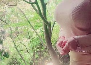 微密圈 - 散图大赏，紫色哒豚豚的无圣光美图，真是太迷人了！