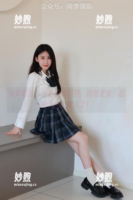 绮梦摄影-月月 绮梦摄影 - 泳池里的月月,图包更新!这波水花太撩人了!