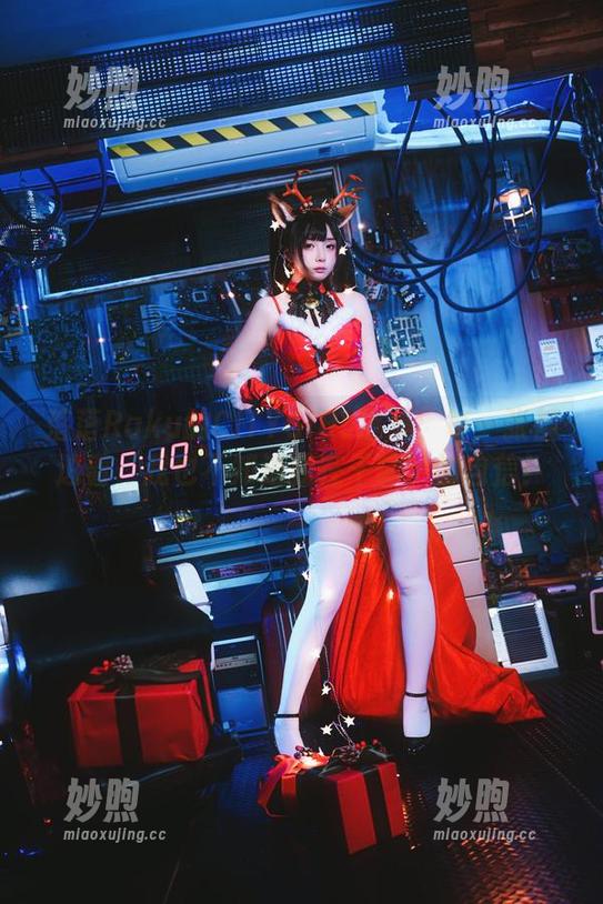 落落Raku的CITYGIRL选集：每一张都透着‘我也不知道我在干嘛’的自信！