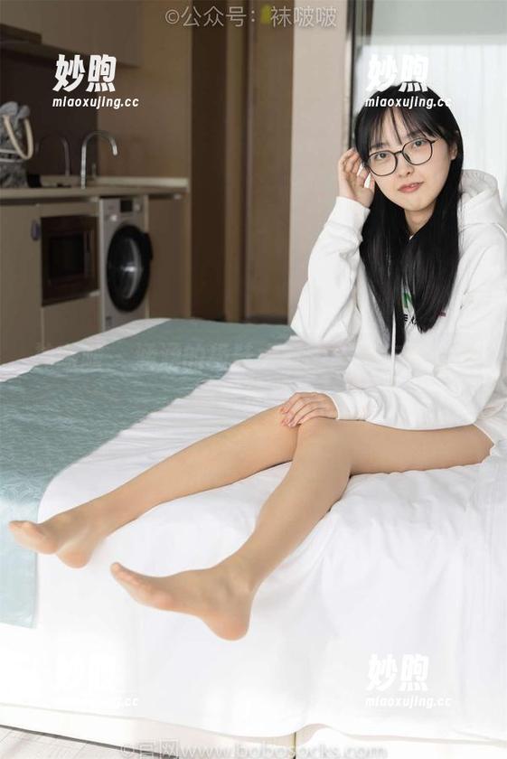 袜啵啵 - 涵涵的板鞋大冒险：丢在网盘里的疯传合集