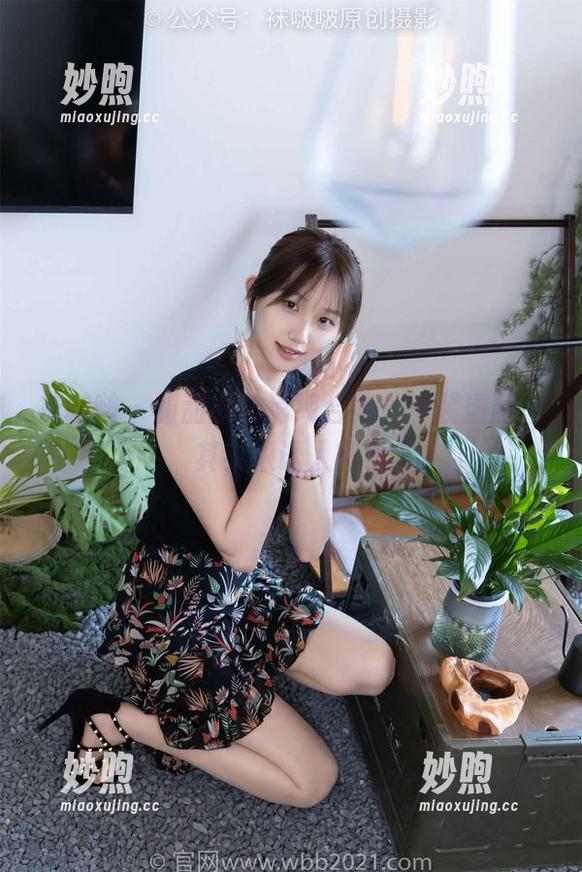 袜啵啵-甜甜圈 袜啵啵 - 甜甜圈的清纯合集——装清新,其实很诱人吧?