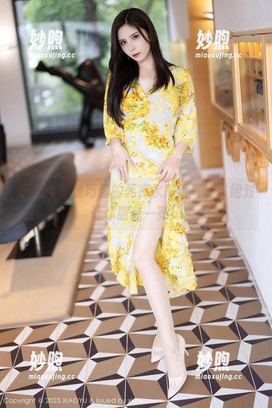 语画界-波巧酱 语画界 - 波巧酱的死库水高清写真,绝对让你眼前一亮!