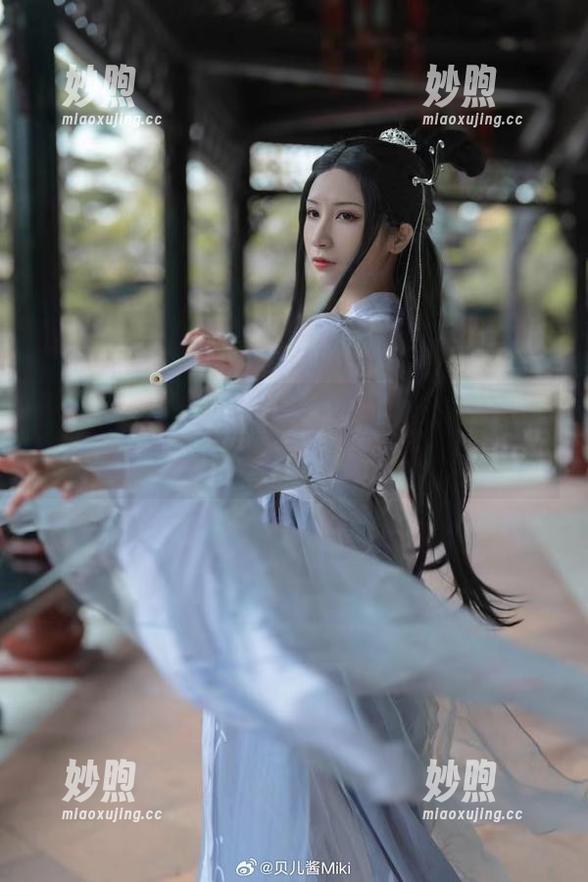 贝儿酱Miki 当贝儿酱Miki遇上女友,图集分享就变成了一场‘颜值大乱斗’!