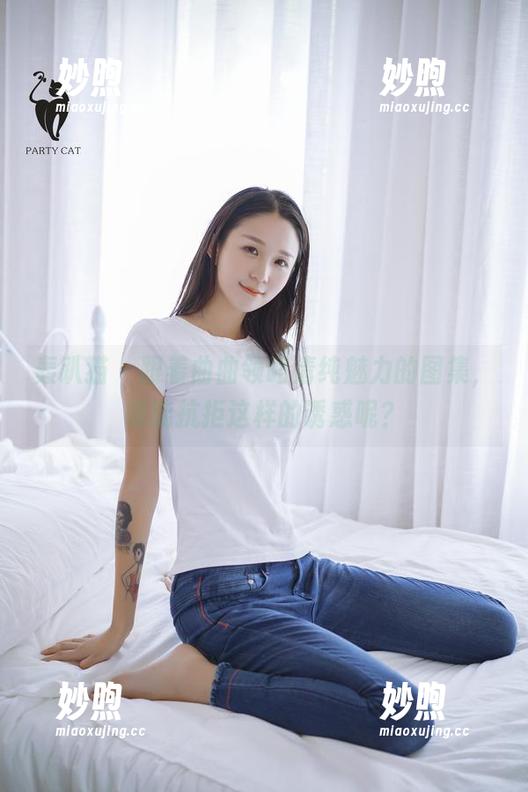 轰趴猫-曲曲 轰趴猫 - 跟着曲曲领略清纯魅力的图集,谁能抗拒这样的诱惑呢?