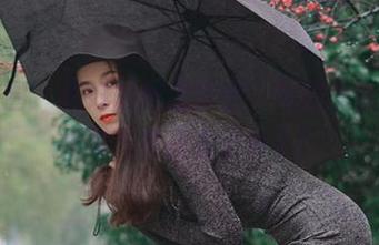 微密圈 - 说好的网盘传送，辣妈女神的厨娘写真实在太上头了！