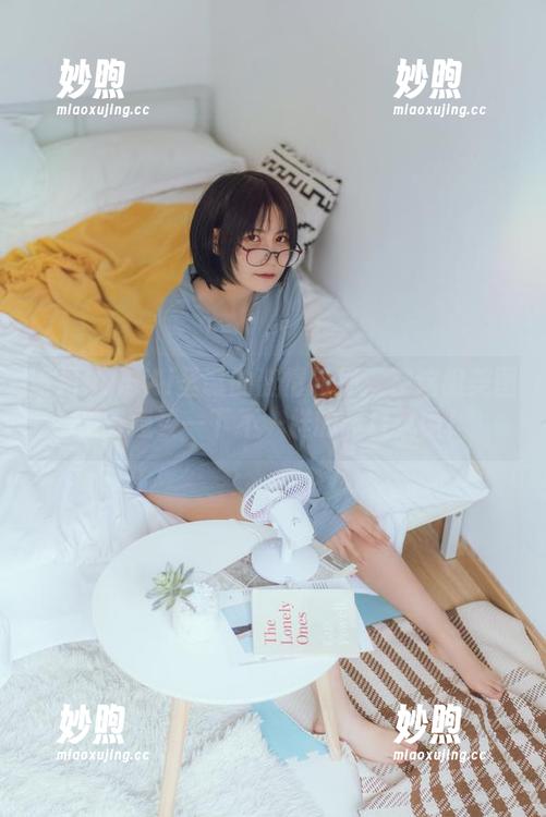 逐月Su 逐月Su与Ai圣诞的激情碰撞:在这组美图里,感受一下不一样的节日氛围!