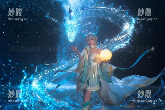 露儿大魔王 要说露儿大魔王兔女郎的全套,心里小鹿乱撞的感觉真是太强烈了!