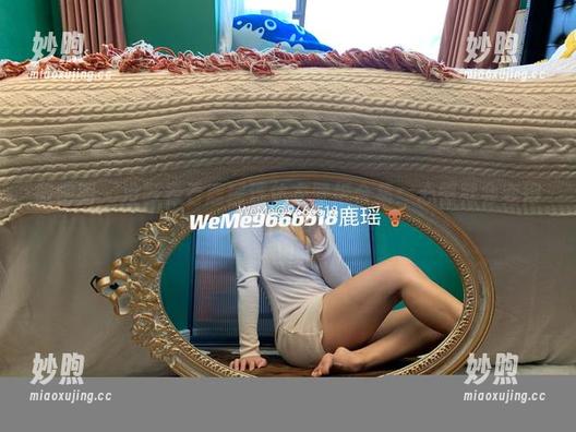 鹿瑶 微密圈 - 没事看看鹿瑶连体衣壁纸合集:心情就会变得美好!